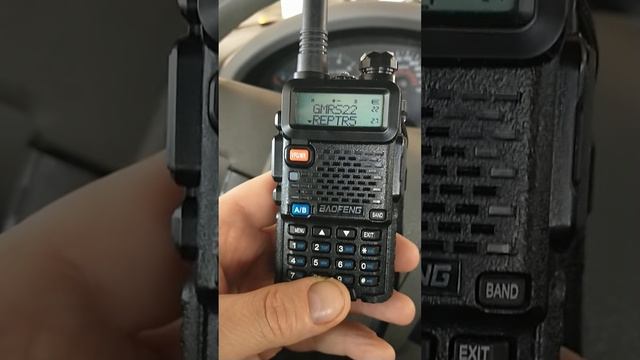 Walkie Talkies for Grown Ups! GMRS Radio in 60 Seconds! смотреть онлайн