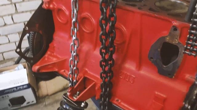 ВАЗ 2107 Шальная покраска и сборка в пыльном гараже смотреть онлайн