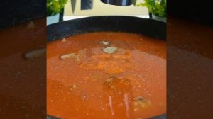 Подливка к картофельному пюре. Гуляш. Подлива. Goulash. Patates püresi için sos. ??