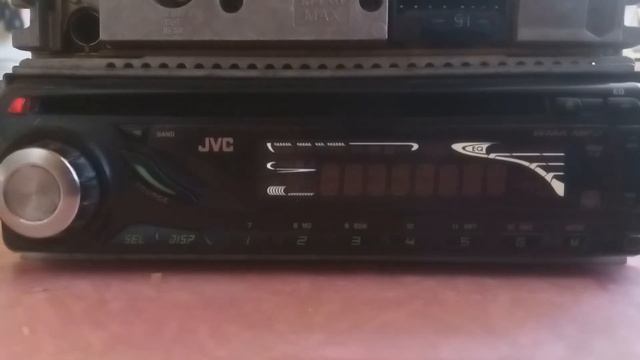 CD/MP3 Ресивер JVC KD-G227 смотреть онлайн
