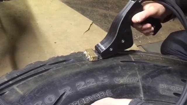 Машинка для нарезки протектора AN-004 / Tyre regroover смотреть онлайн