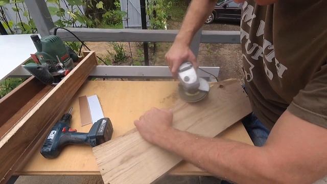 Реставрация кофейного столика / Столик с эпоксидной смолой (первый опыт)/ Удаление хрома смотреть онлайн