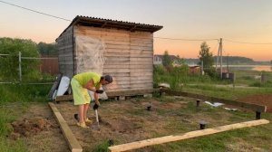 Надо ли снимать плодородный слой под фундаментом на винтовых сваях