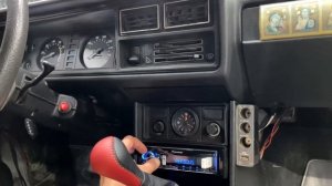 ВАЗ-2107 с автозвуком за 95000 рублей. Мощная аудиосистема в Жигули / Классика / Лада