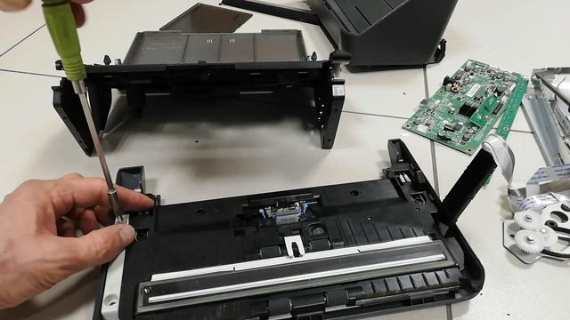 #xerox 3125 разборка полная. Добывают платы и цветмет. смотреть онлайн