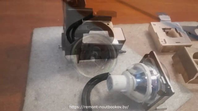 Ремонт проектора Sharp PG-D50X3D - замена лампы смотреть онлайн