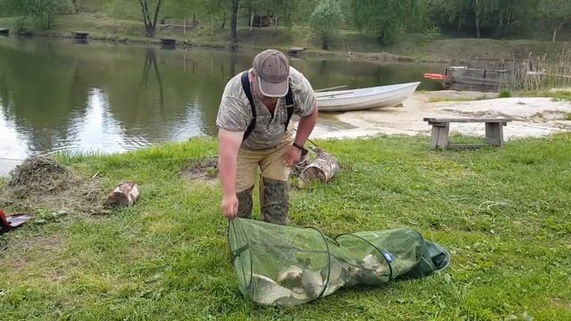 Супер рыбалка в Лагуне Еганово смотреть онлайн