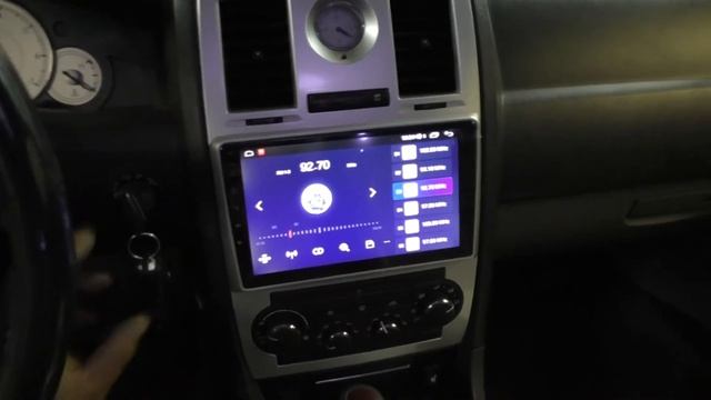 Магнитола LeTrun на Chrysler 300C 2005 года смотреть онлайн