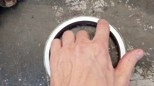 Замена сальника ступицы заднего моста Мерседес 1524L