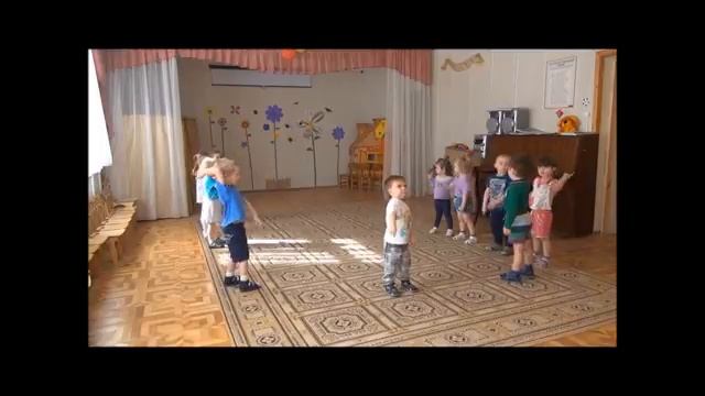 Пальчиковые игры. Червячки, кыш муха, обезьянки. Ритмика. смотреть онлайн