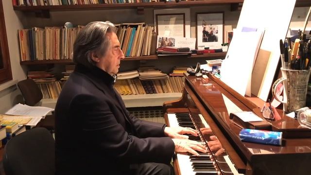 Schubert - Riccardo Muti - Kupelwieser Waltz - Piano смотреть онлайн