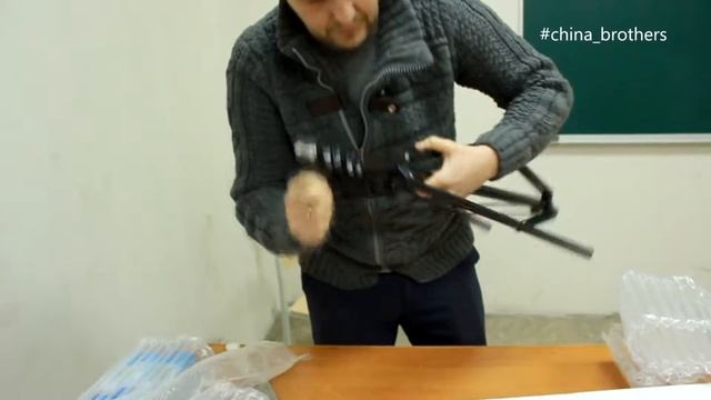 Студийное освещение с AliExpress.Два комплекта + 8 ламп. Распаковка смотреть онлайн