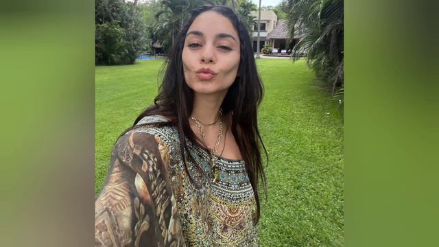 Vanessa Hudgens Biography - Age, Height, Career, Lifestyle, Family, Husband ,Parents & More смотреть онлайн