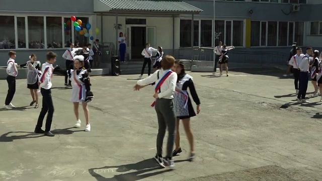 Вальс выпускников 2023. смотреть онлайн