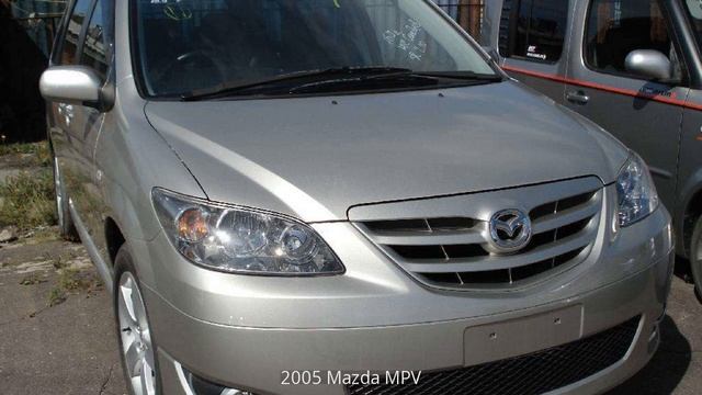 2005 Mazda MPV смотреть онлайн