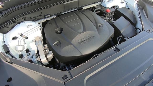 2017 Volvo XC90 Inscription Engine смотреть онлайн