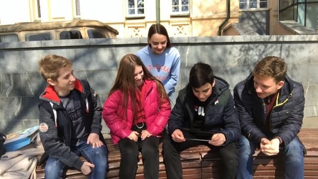 ПРАВДА ИЛИ ДЕЙСТВИЕ С ДРУЗЬЯМИ ??