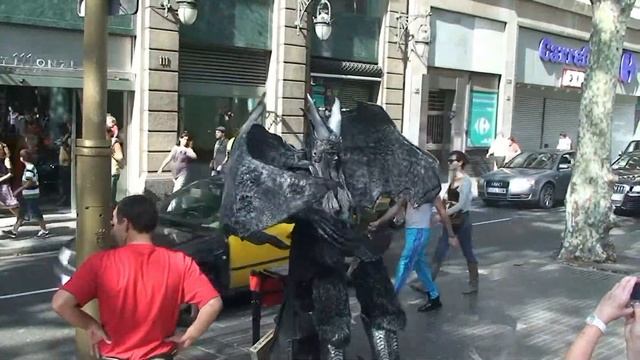33 Barcelona The Rambla Boulevard смотреть онлайн