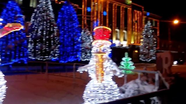 Новогодний Энгельс смотреть онлайн