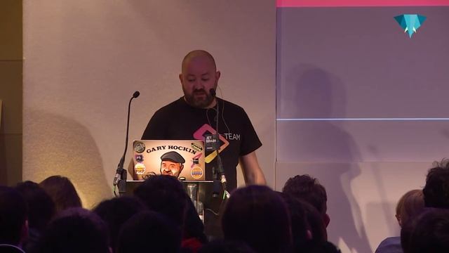 PHP UK Conference 2016 - Gary Hockin - Step into Debugging смотреть онлайн