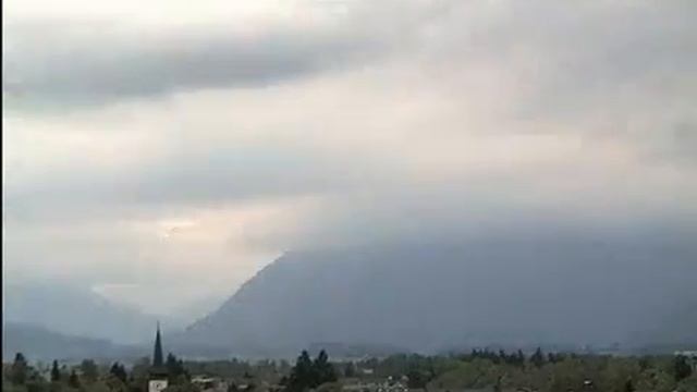 2013-5-15, Webcam BernerOberland смотреть онлайн