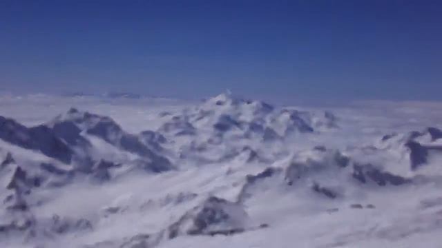 Лучше гор. Эльбрус.Почти вершина. Выше Приюта 11, высота 4300 м. За минуту до спуска на лыжах. смотреть онлайн