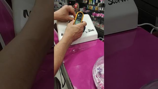 Маникюрный пылесос Max Storm. Скорость потока воздуха без мусорного мешка на расстоянии 30 мм смотреть онлайн