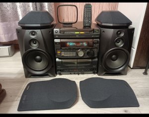 Музыкальный центр Sony MHC 881