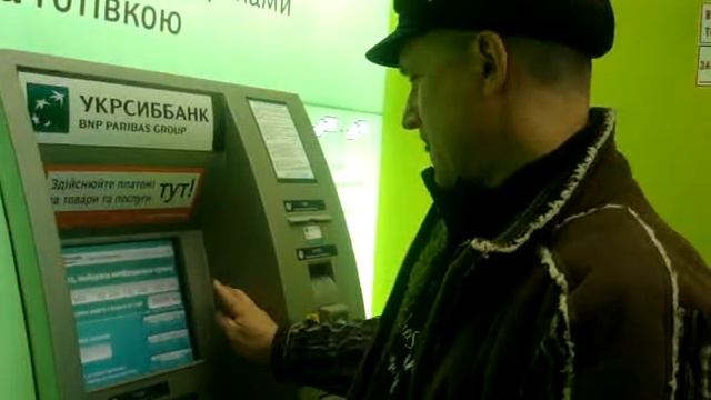 Деньги снимаем просто!Также как и работаем просто! смотреть онлайн