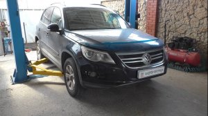 Порвало радиатор замена радиатора двигателя на Volkswagen Tiguan 2,0 Фольксваген Тигуан 2009 1часть