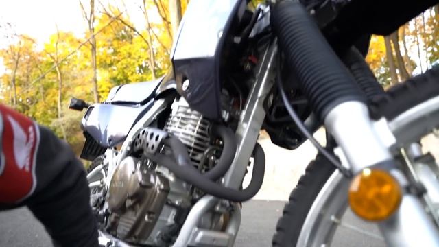 1988 Honda NX650 смотреть онлайн