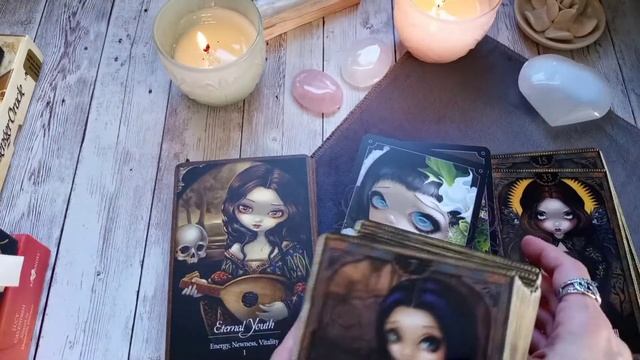 TAROT & ORACLE DECK COMBOS I used during the winter???❄ Part 2 смотреть онлайн