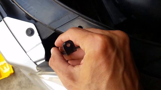 Remover Farol Kia Sportage 2005 A 2010