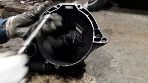 Замена картера КПП ОКА