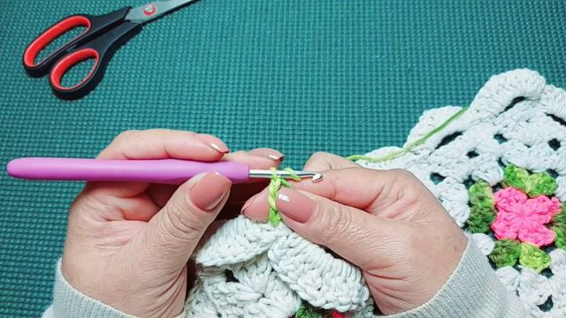 Porta papel higiênico em crochê com barrado em tulipas 🌷 смотреть онлайн