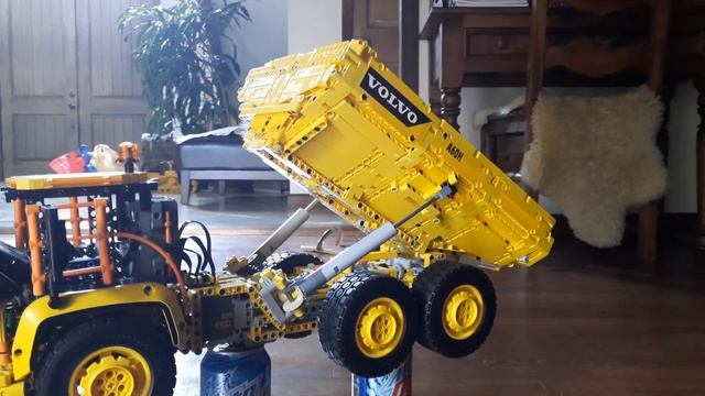 lego volvo RPM test/balance test смотреть онлайн