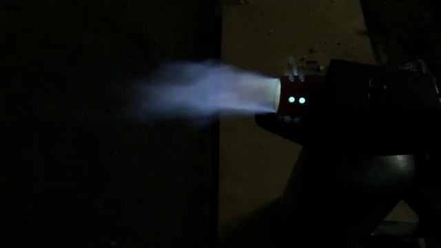 Лампа паяльная BAT 1001.Очень быстро реагирует на управление. смотреть онлайн