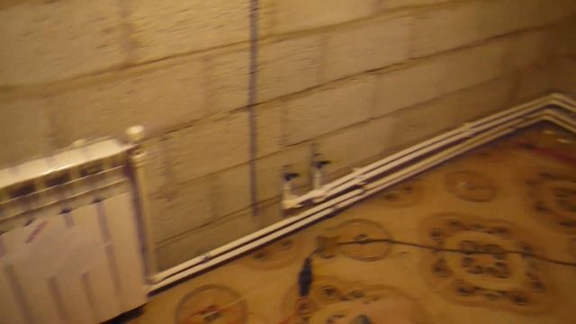 Газовый настенный котел Bosch WBN 6000-18 C. Установка на кухне. смотреть онлайн