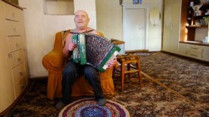 По Коми поёт Вася Попов. Кино Вась. :Ягын быдмис мичаник пожэм: