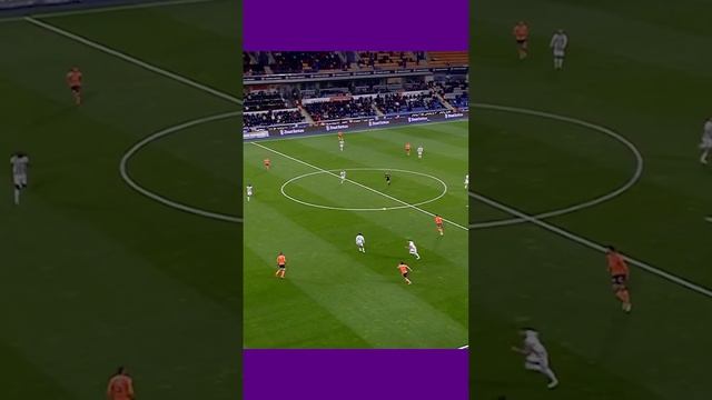 Bakmıyor atmaya devam ediyor ABOUBAKAR #shorts #aboubakar #beşiktaş смотреть онлайн