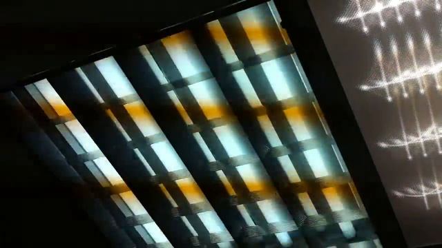 сравнение люминесцентного светильника (ЛВО,ЛПО4х18) и светодиодного светильника RS 40/3600 su смотреть онлайн