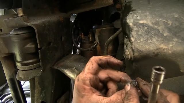 4.6 5.4....Ford Expedition/Explorer Starter Replacement.1996- 2005...You Can Do it!! смотреть онлайн