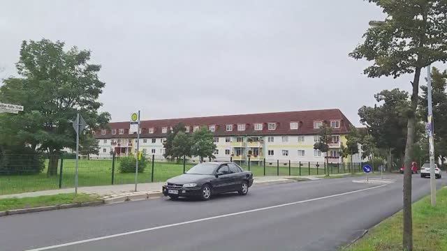 Ораниенбург. От вокзала до военного городка. Германия. 2021 год. смотреть онлайн