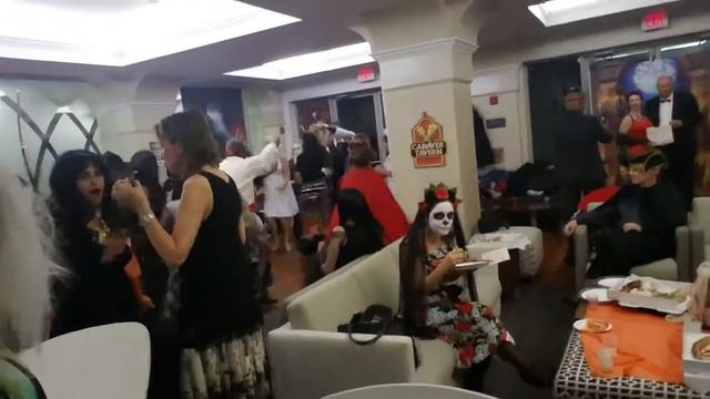 Russian Halloween Party in NOVA E.1 #хэллоуин смотреть онлайн