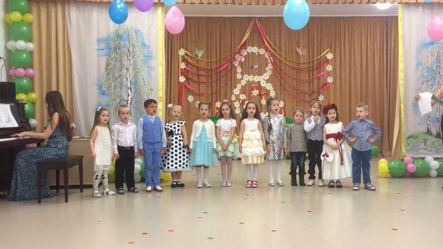 Микрогород в лесу. Детский сад "Светлые горы". Праздник 8 марта смотреть онлайн