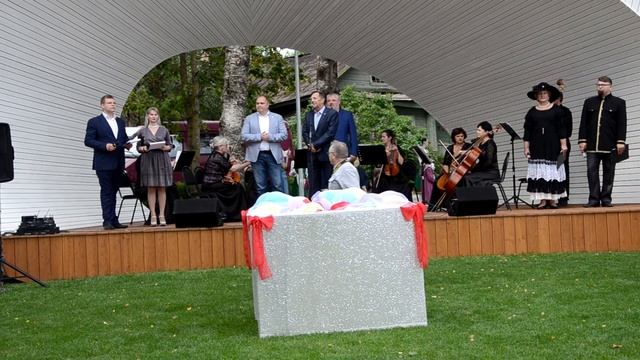 Набережная в городе Валдай. Открытие. смотреть онлайн