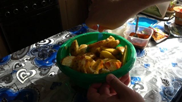 Картошка ПО-ДЕРЕВЕНСКИ в духовке ? 15.04.2020 смотреть онлайн