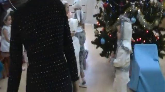 Новогодний утренник. I мл. группа 2015 - 2016 г. смотреть онлайн
