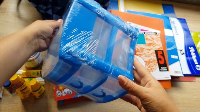 Обзор? школьные принадлежности для 4 класса в Германии ?собираемся в школу? смотреть онлайн