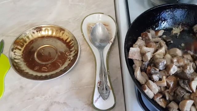 Союз сборника свежих грибов и картошечки потушенной в казанчике! Пальчика оближите! смотреть онлайн